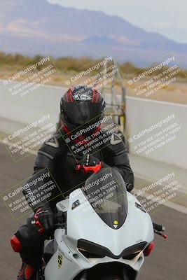 media/Mar-20-2023-Moto Forza (Mon) [[d0bbc59e78]]/Around the Pits/